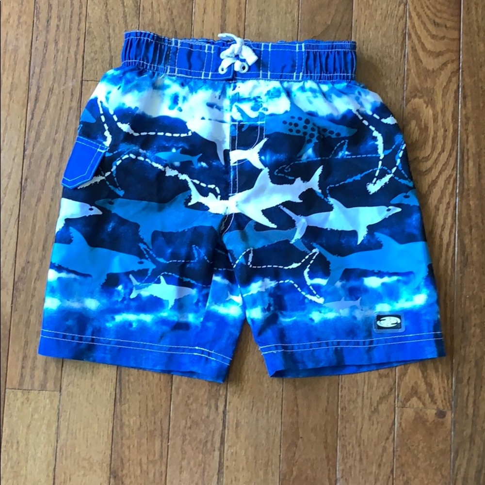 SWIM TRUNKS